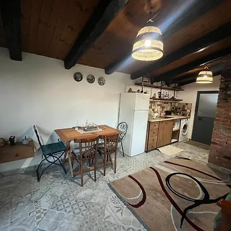 Detached House Near The Villa Durrës